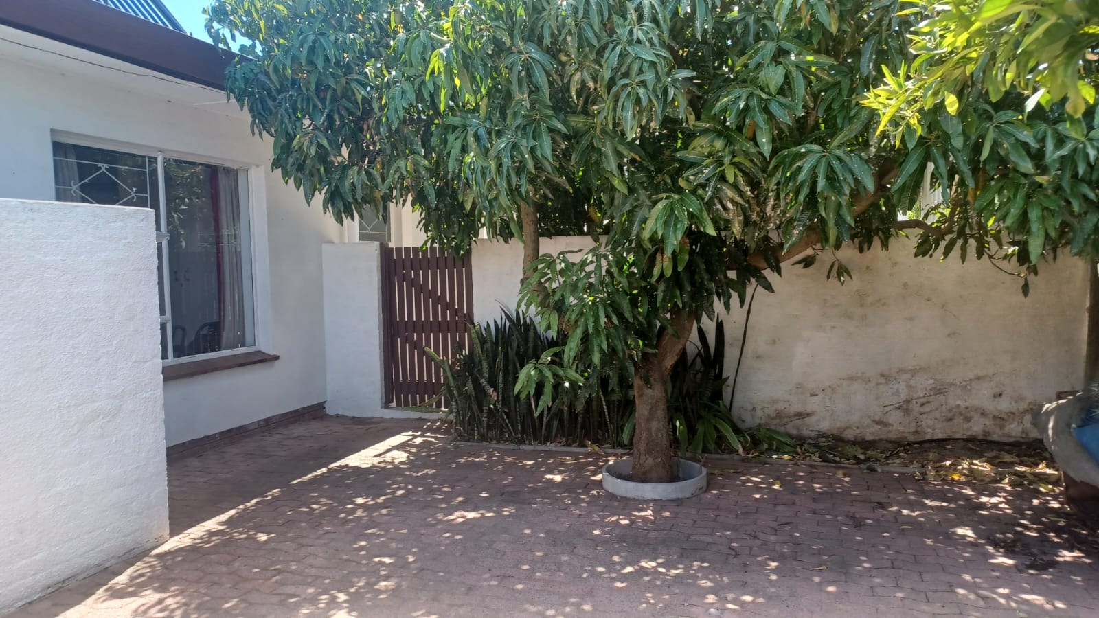 4 Bedroom Property for Sale in Oakglen Western Cape